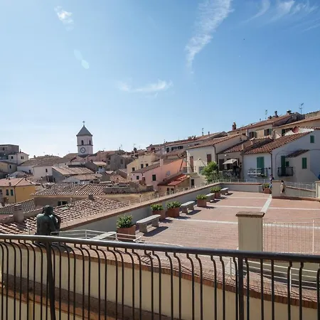 Casa de Férias In Piazza Vista Mare Capoliveri (Isola d'Elba)
