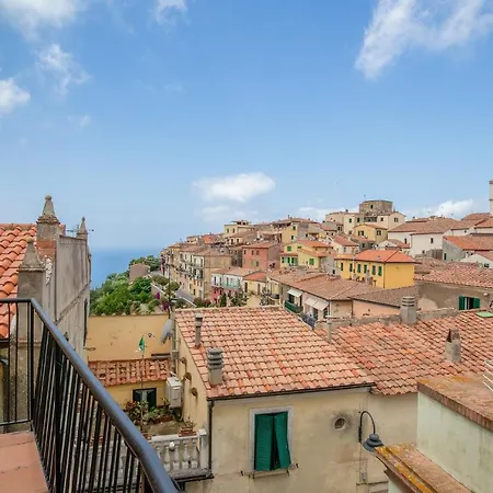 In Piazza Vista Mare *